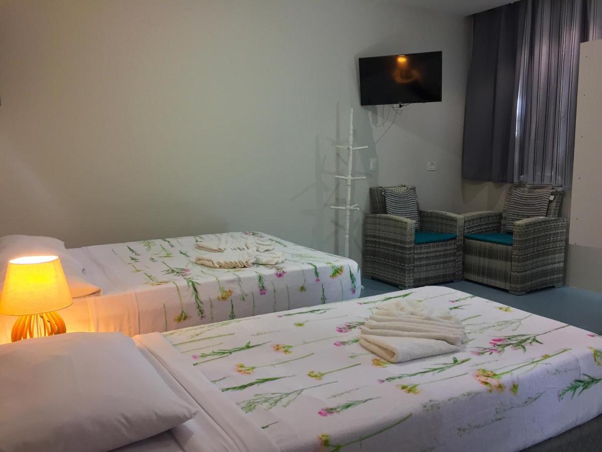 Espaco Santa Flora ปอร์โต จิ กาลินญาส ภายนอก รูปภาพ
