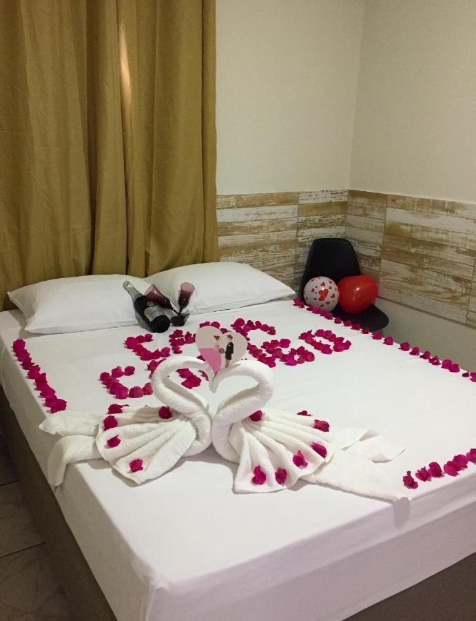 Espaco Santa Flora ปอร์โต จิ กาลินญาส ภายนอก รูปภาพ